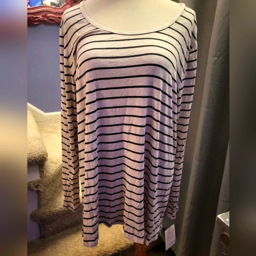 Lularoe Lynnae Long Sleeve Top Shirt 3XL Beautiful GRAY  With BLUE Stripe NWT